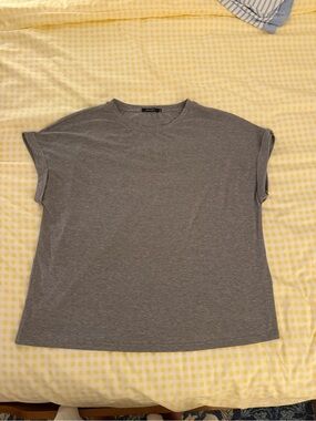Grey Short Sleeve Crewneck Women's Top